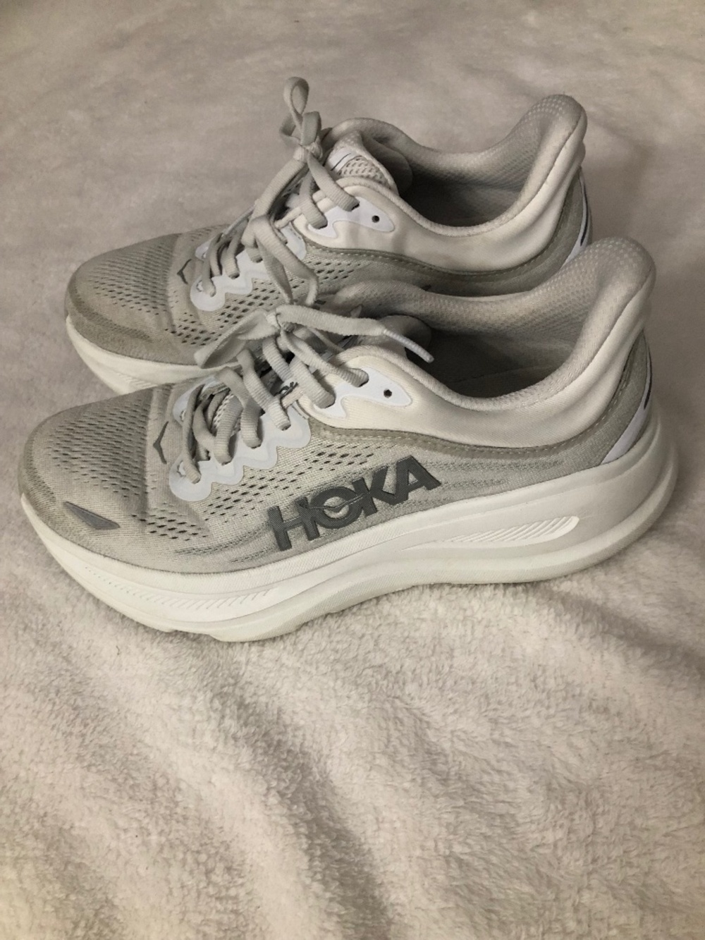 Women’s gray hoka running shoes